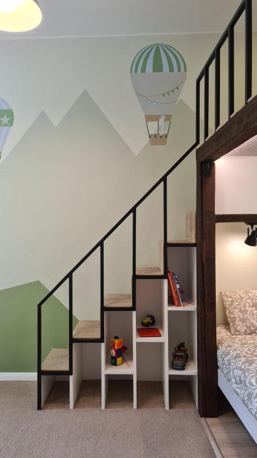 Family Apartment In Klaipeda Old Town Екстериор снимка